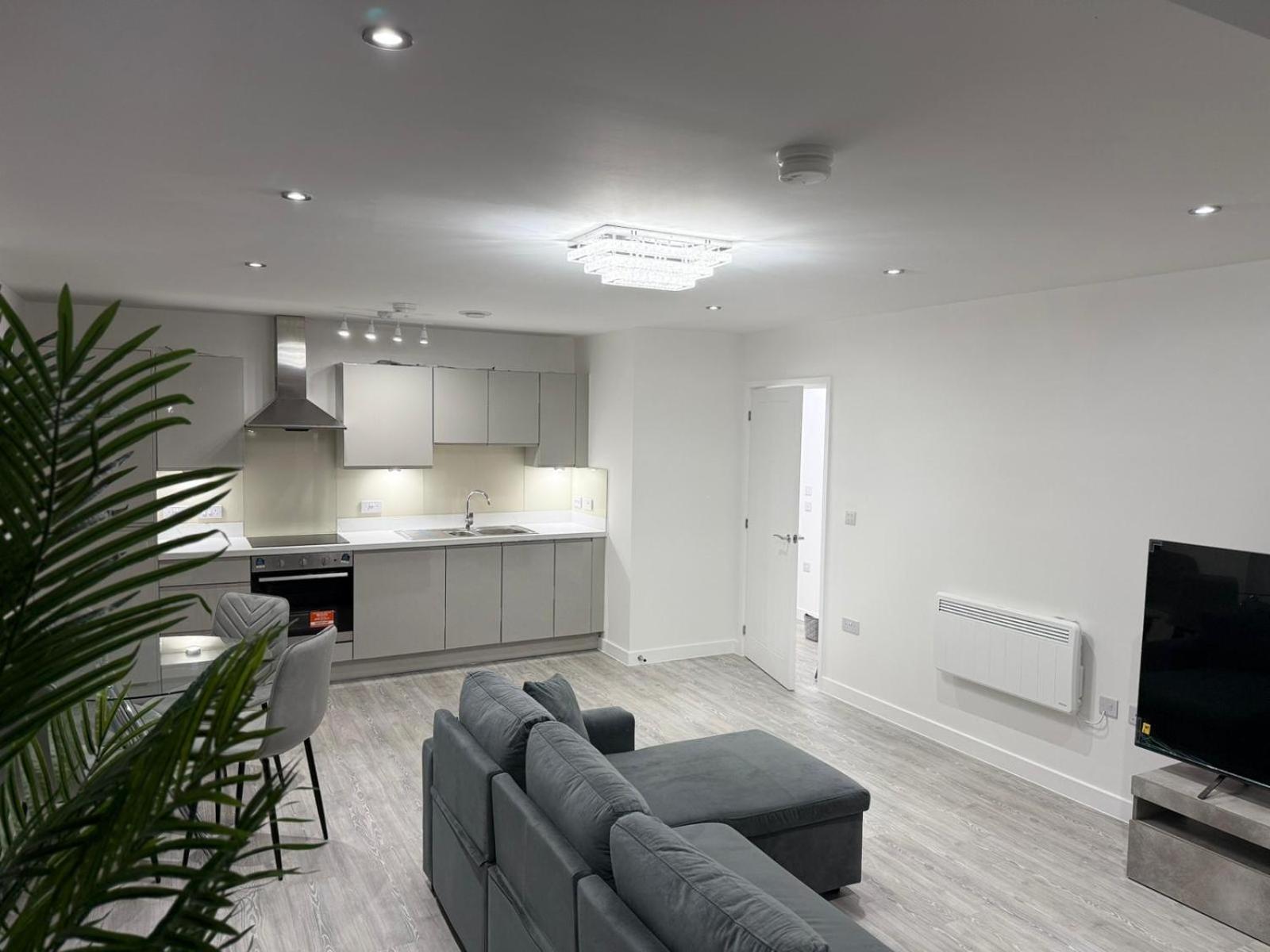 Serenity Waterfront 2 Bed Apartment Northfleet Eksteriør bilde