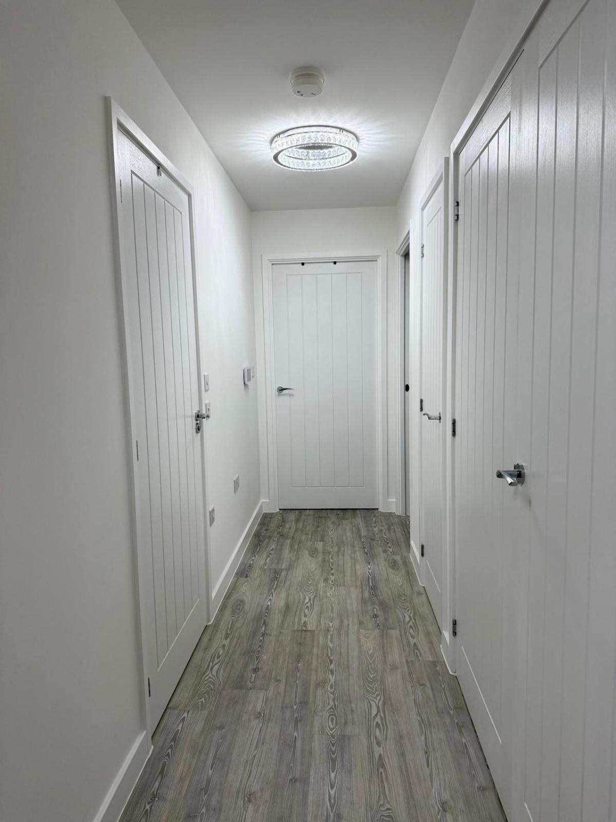Serenity Waterfront 2 Bed Apartment Northfleet Eksteriør bilde