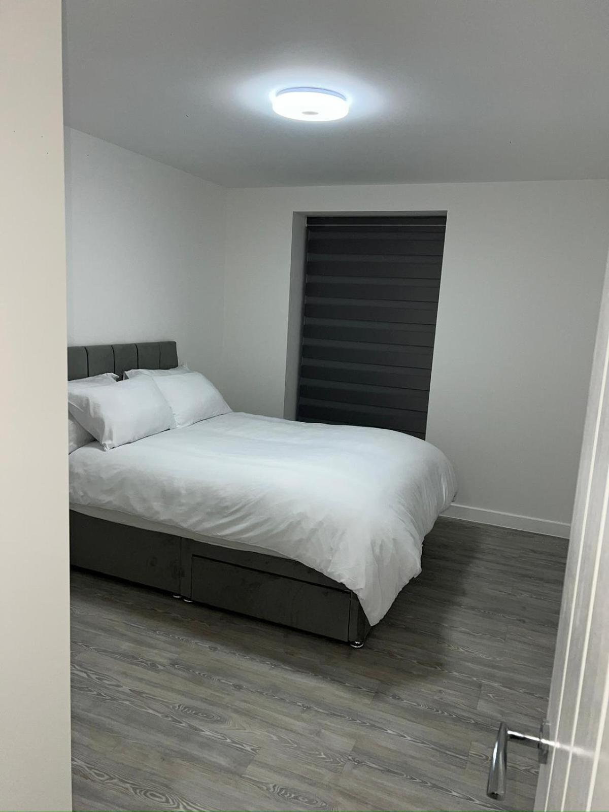 Serenity Waterfront 2 Bed Apartment Northfleet Eksteriør bilde
