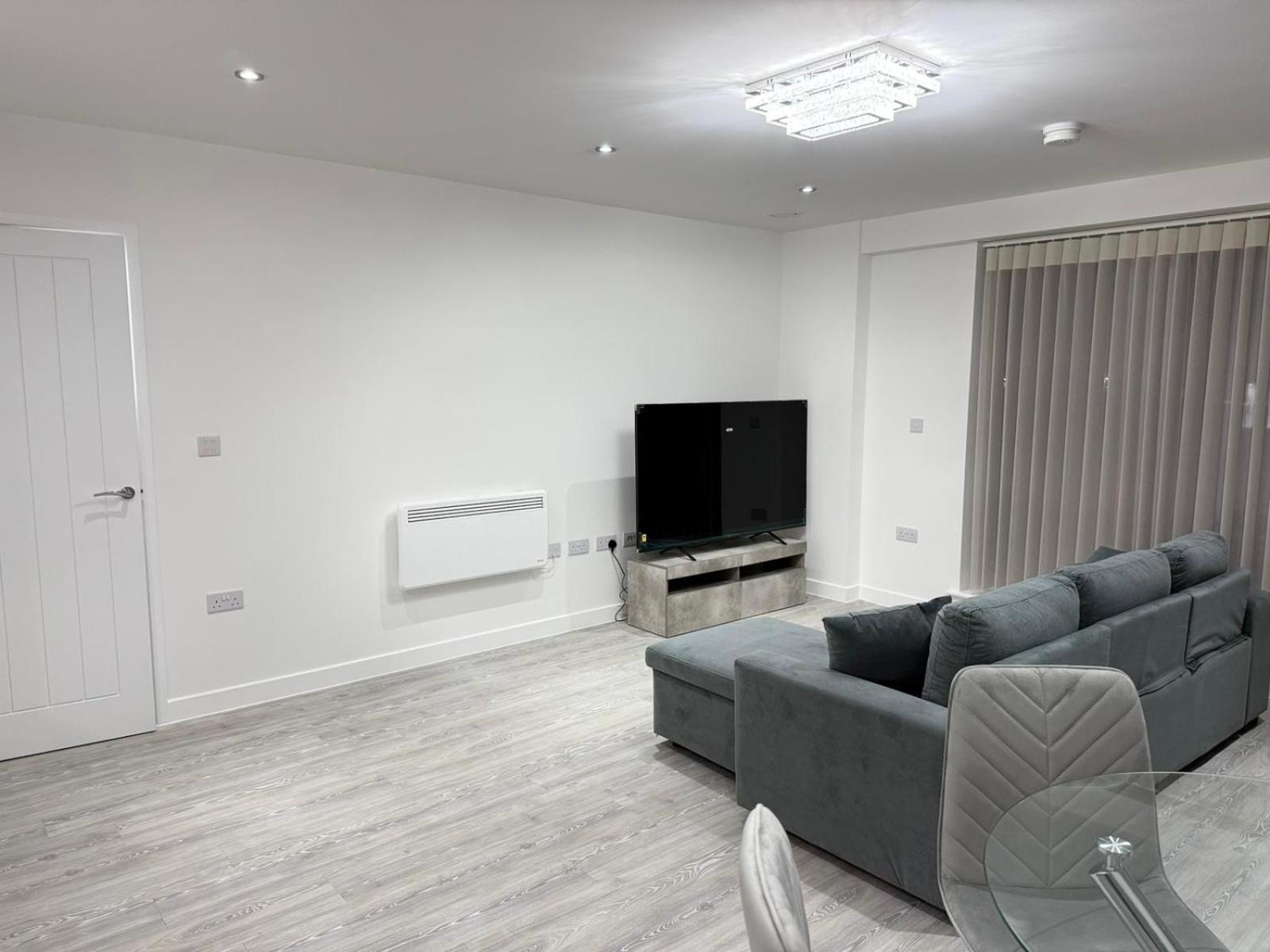 Serenity Waterfront 2 Bed Apartment Northfleet Eksteriør bilde