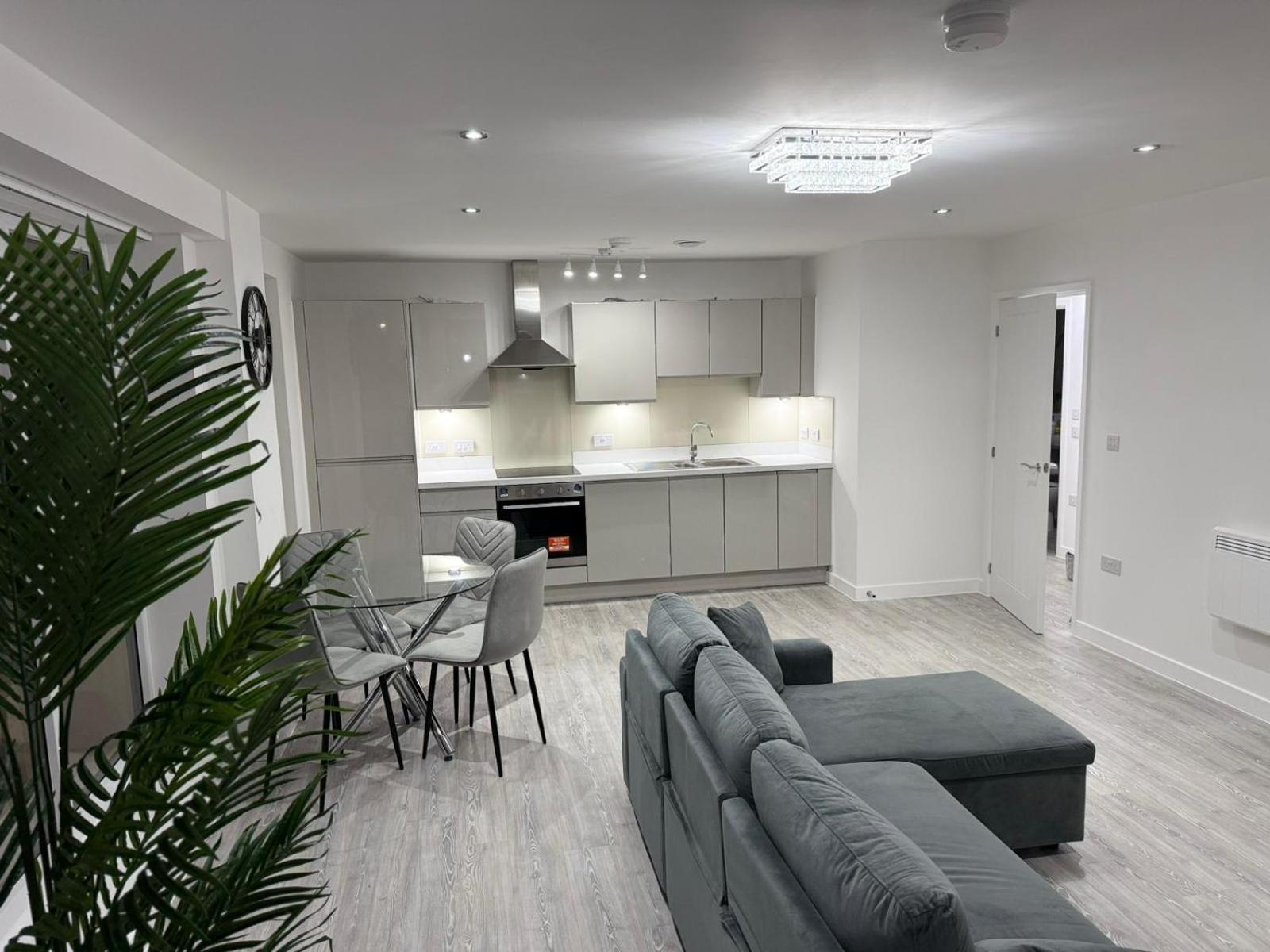 Serenity Waterfront 2 Bed Apartment Northfleet Eksteriør bilde