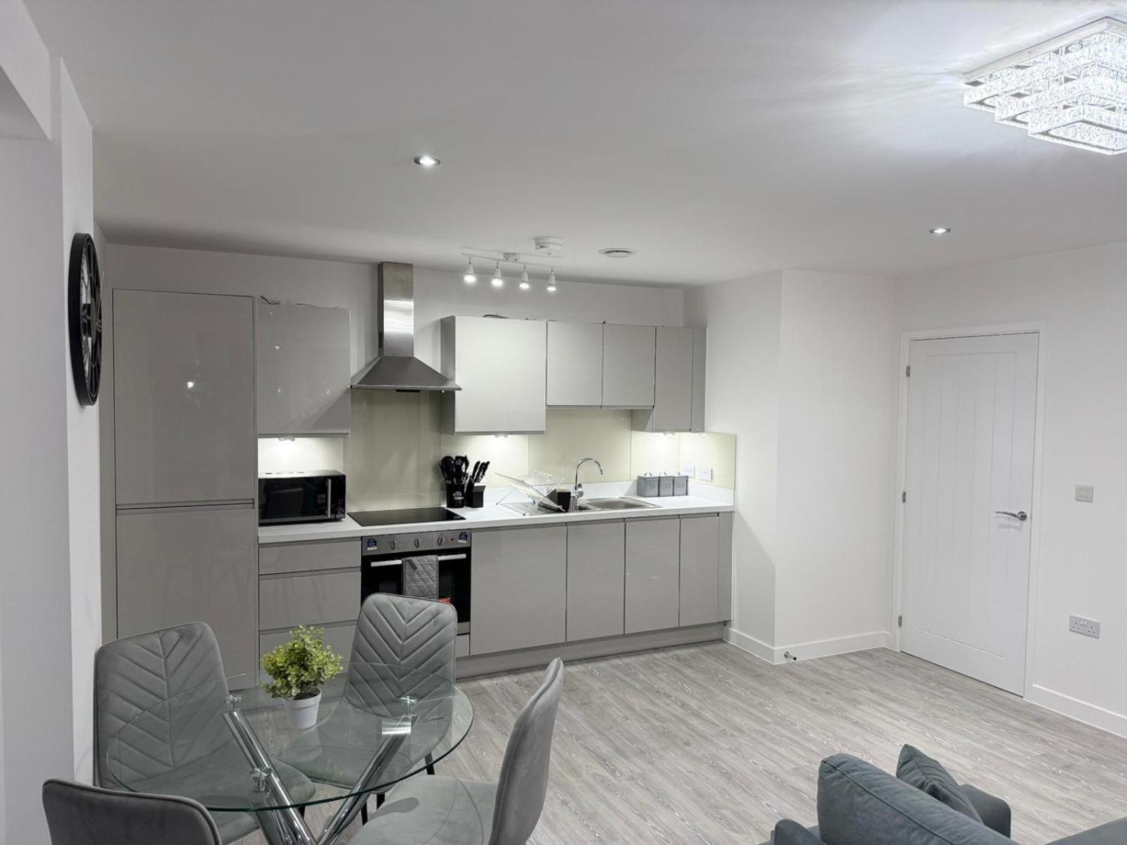 Serenity Waterfront 2 Bed Apartment Northfleet Eksteriør bilde
