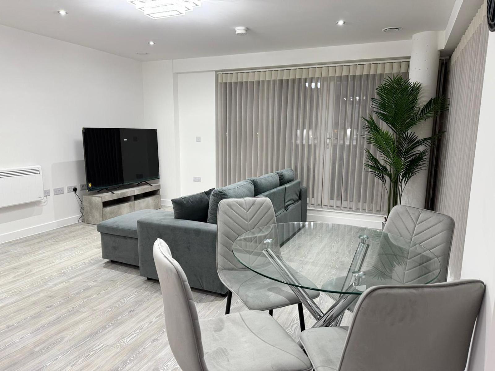 Serenity Waterfront 2 Bed Apartment Northfleet Eksteriør bilde