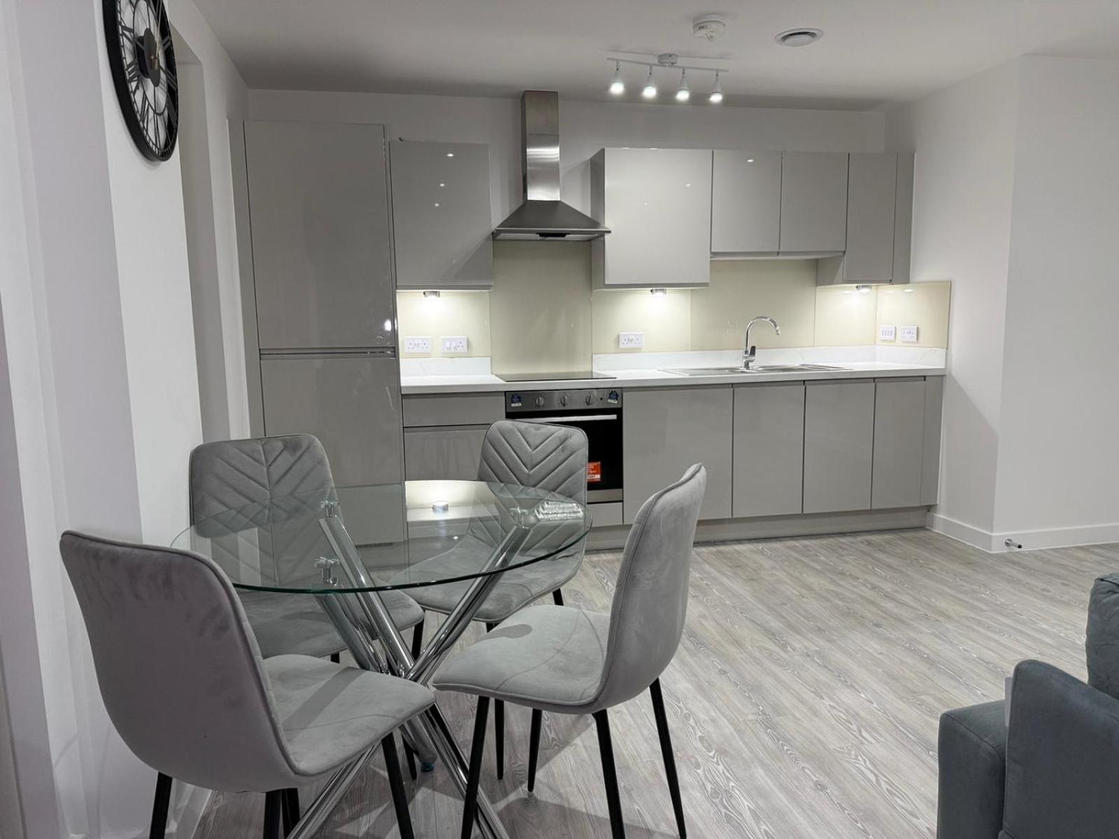 Serenity Waterfront 2 Bed Apartment Northfleet Eksteriør bilde